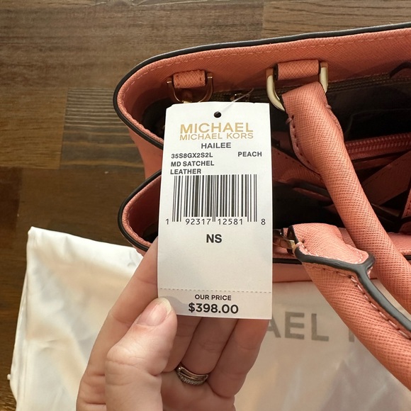 Micheal Kora purse - Picture 4 of 7